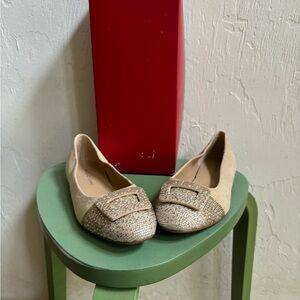 NIB Antonio Melani tan sueded flats with crystal buckle details, size 7